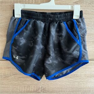 UNDER ARMOUR athletic shorts